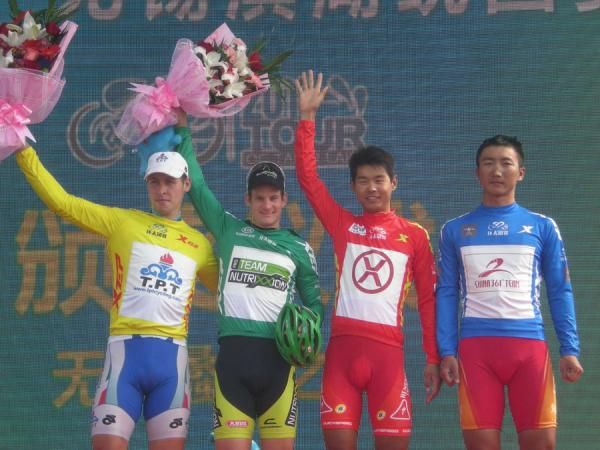 The classification leaders after stage 1.