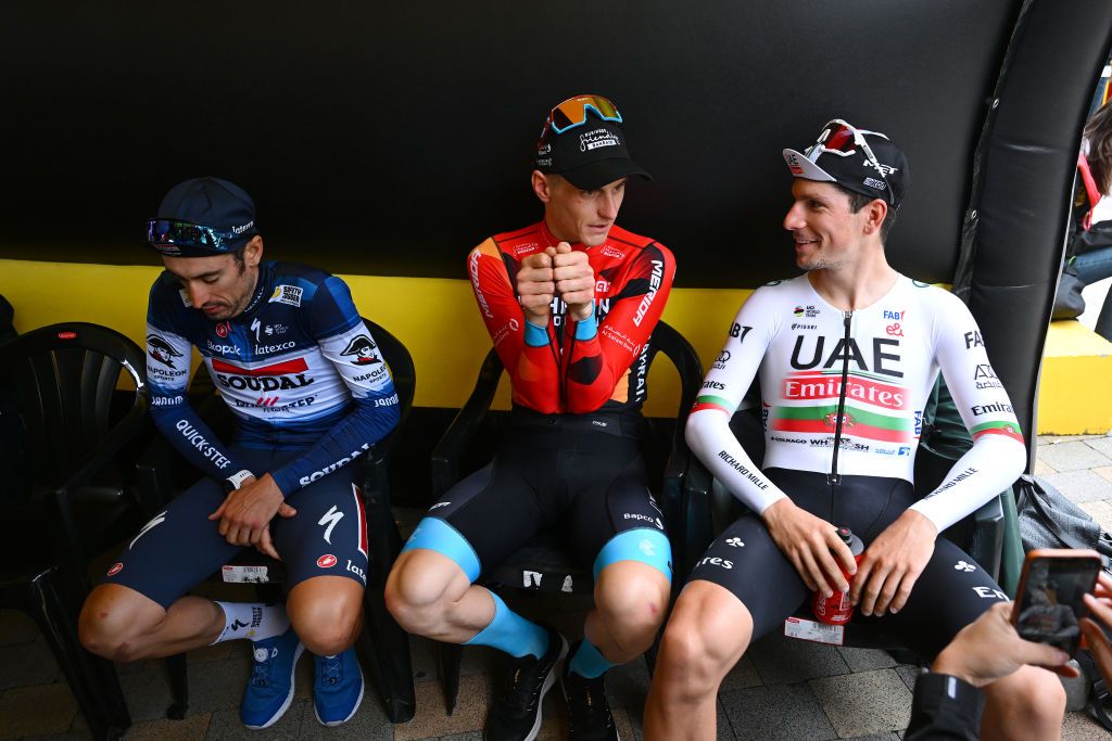 Stage 6 winner Mattia Cattaneo (Soudal-Quick Step) with Matej Mohorič (Bahrain Victorious) and João Almeida (UAE Team Emirates)