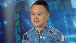 William Hung auditioning in American Idol.