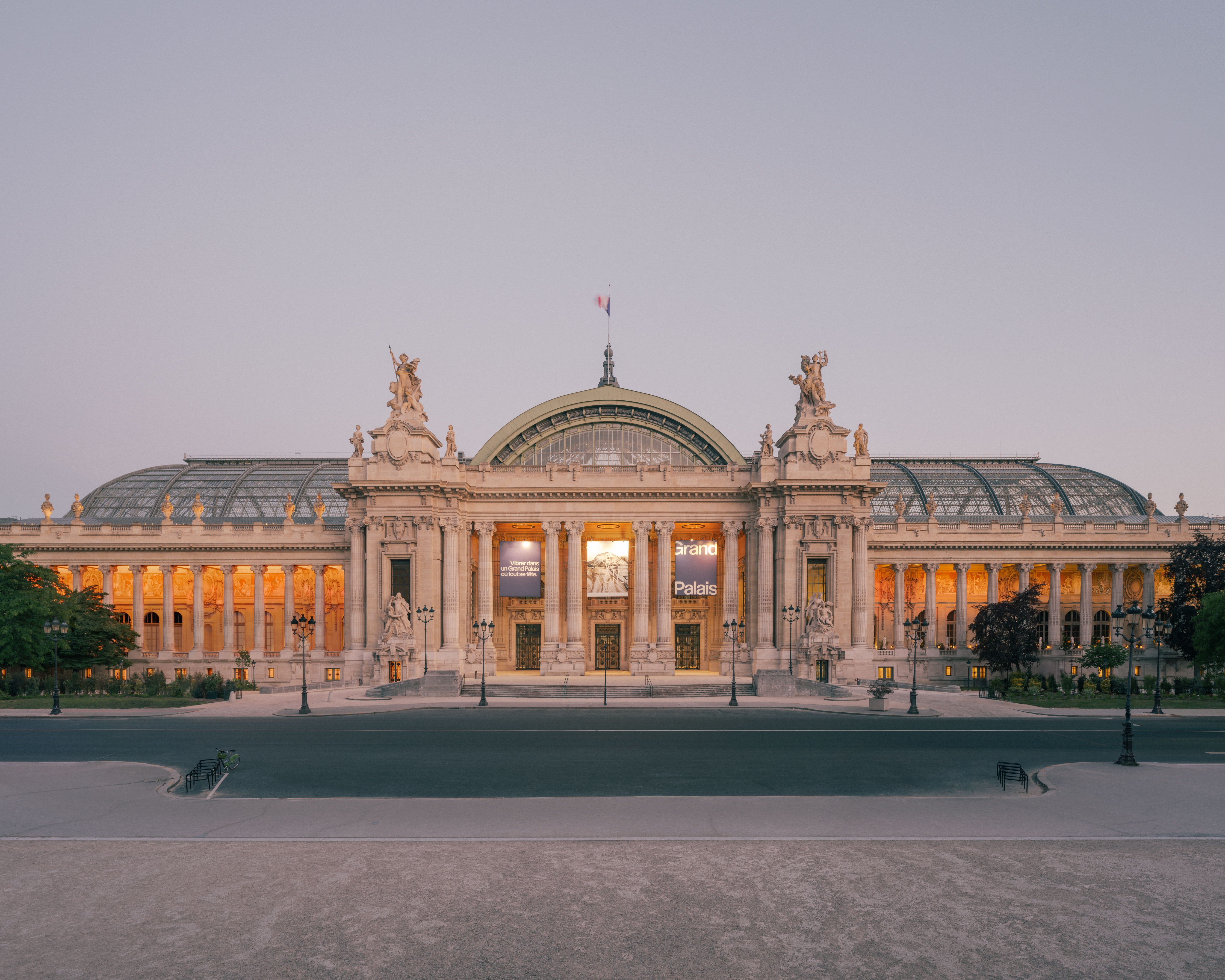 Grand Palais reopened with green framing and gorgeous stucco interiors renovated by chatillon architectes