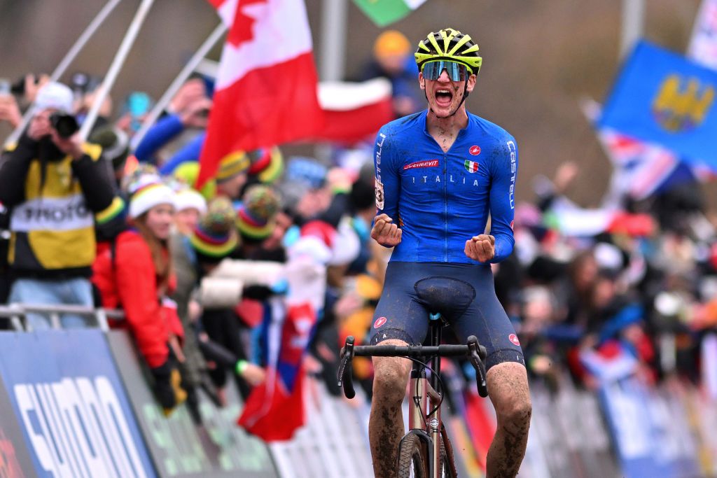 Stefano Viezzi won the junior men&#039;s cyclocross world title