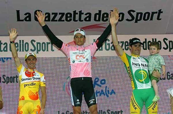 The final podium (l-r): Gilberto Simoni (Saunier Duval), Ivan Basso (CSC) and Jose E Gutierrez (Phonak)