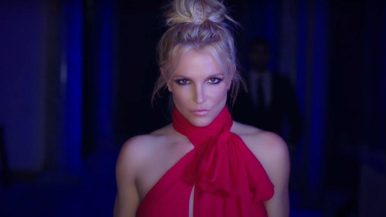 screenshot britney spears slumber party music video