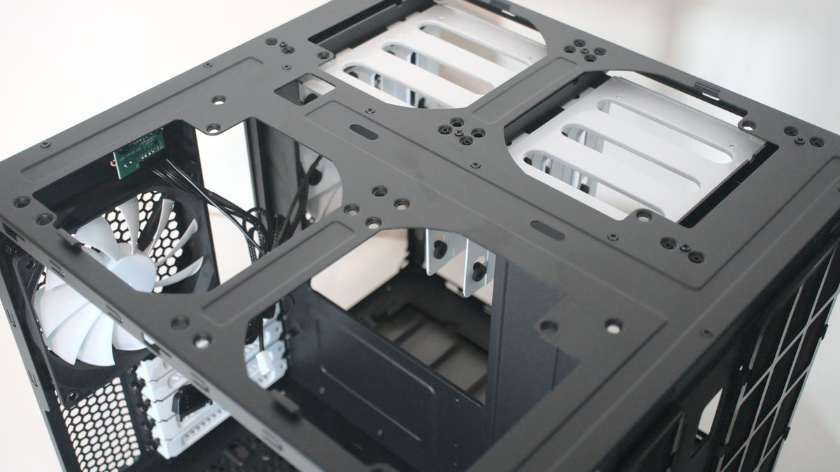Fractal Design Node 804