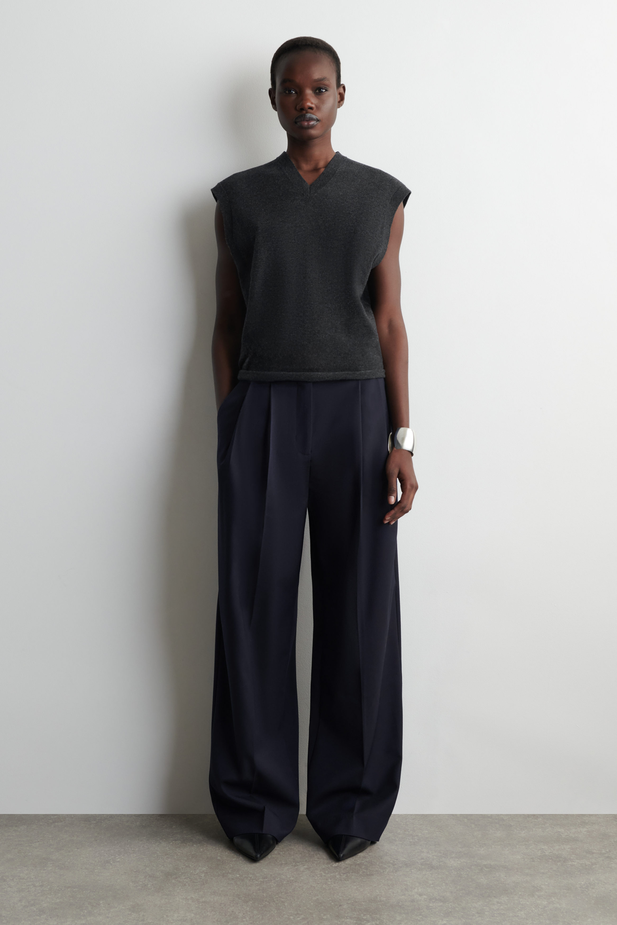 Relaxed Twill Wide-Leg Trousers