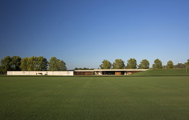 &ldquo;When travelling through this area, there is an overwhelming feeling of a never-ending horizontality. This project, with its pronounced horizontalism and simplicity of elements, attempts to make a reference to all of these themes&rdquo;