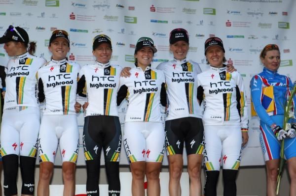 The winning HTC-HighRoad women on the podium