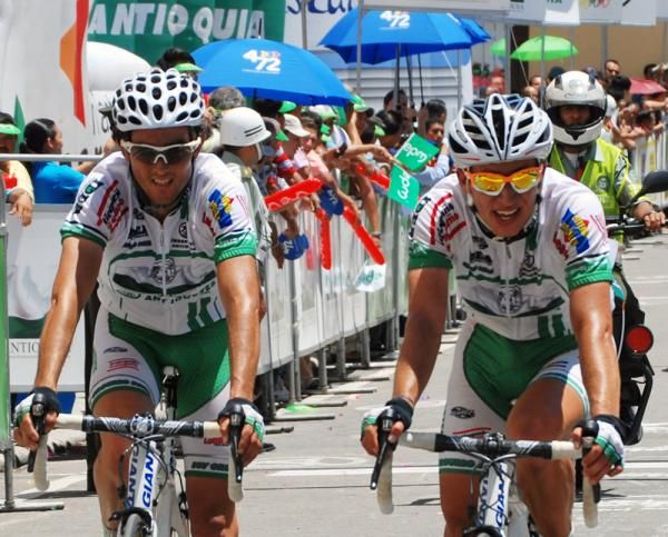 &Oacute;scar Sevilla and Sergio Luis Henao dominated stage 4