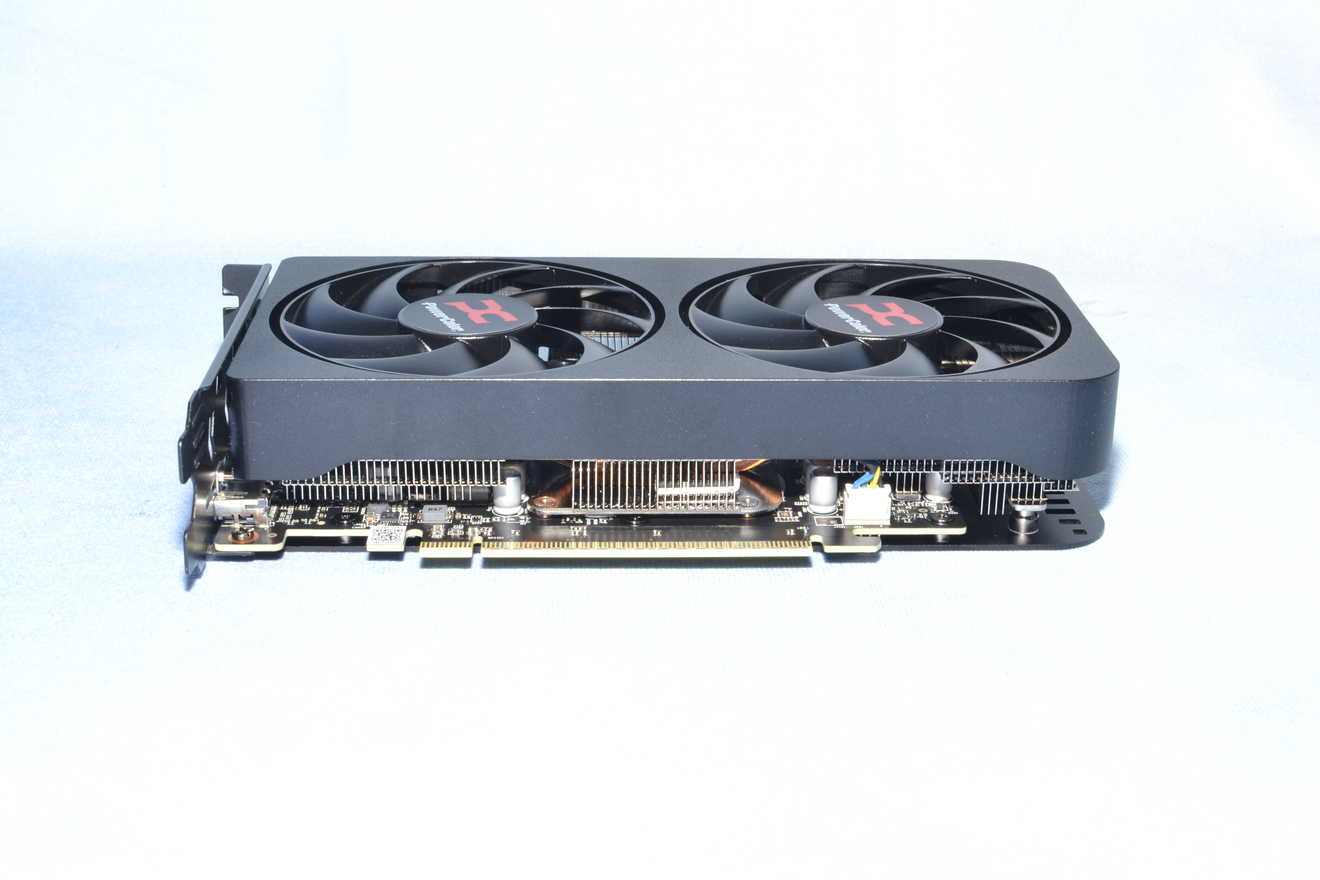 AMD Radeon RX 9060 XT 16GB
