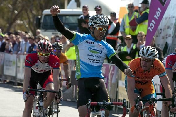 He has already been on the podium in Gippsland and Geelong, and now he is on the podium a winner on the Tour of the Murray River. Harrif Saleh (Malaysian National Team) wins stage two.