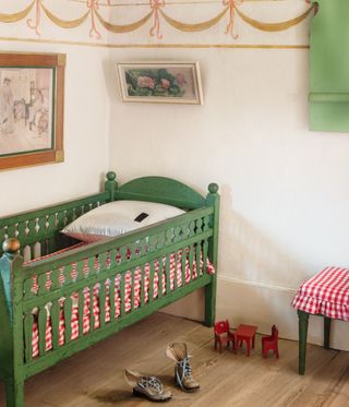 green cot bed