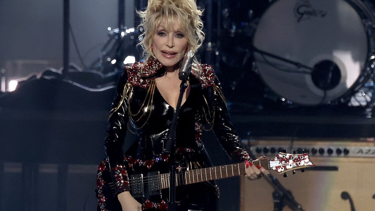 Dolly Parton is covering Led Zeppelin, Prince, Rolling Stones and Lynyrd Skynyrd on her 2023 rock album: "I'm a rock star now!"