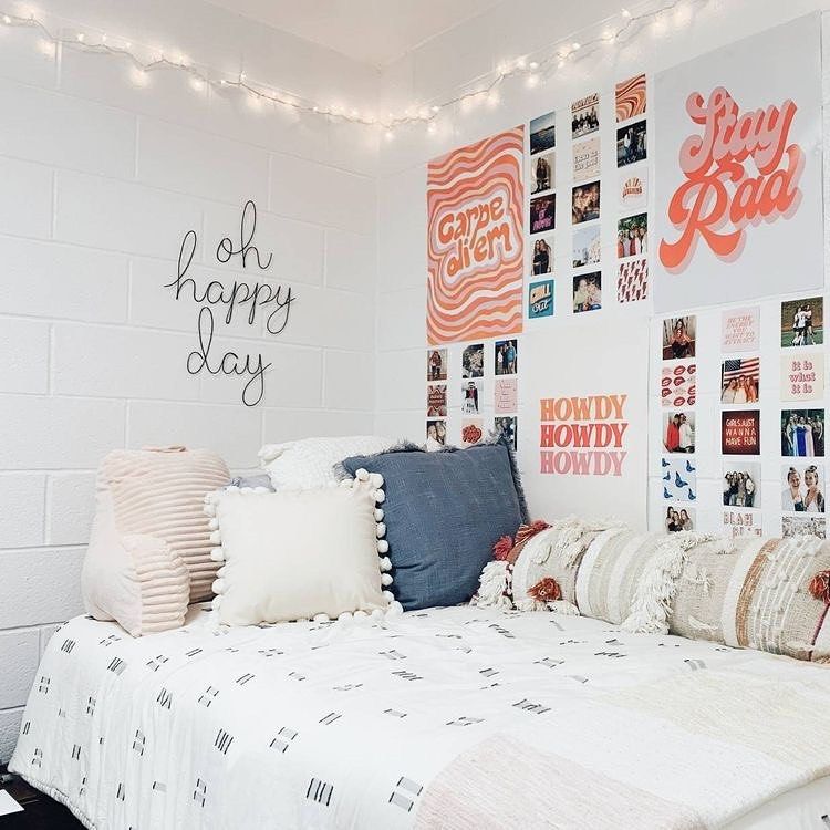 7 Dorm wall decorating ideas | Real Homes