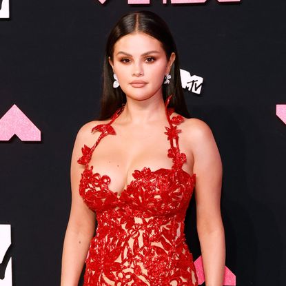 selena gomez at the vmas