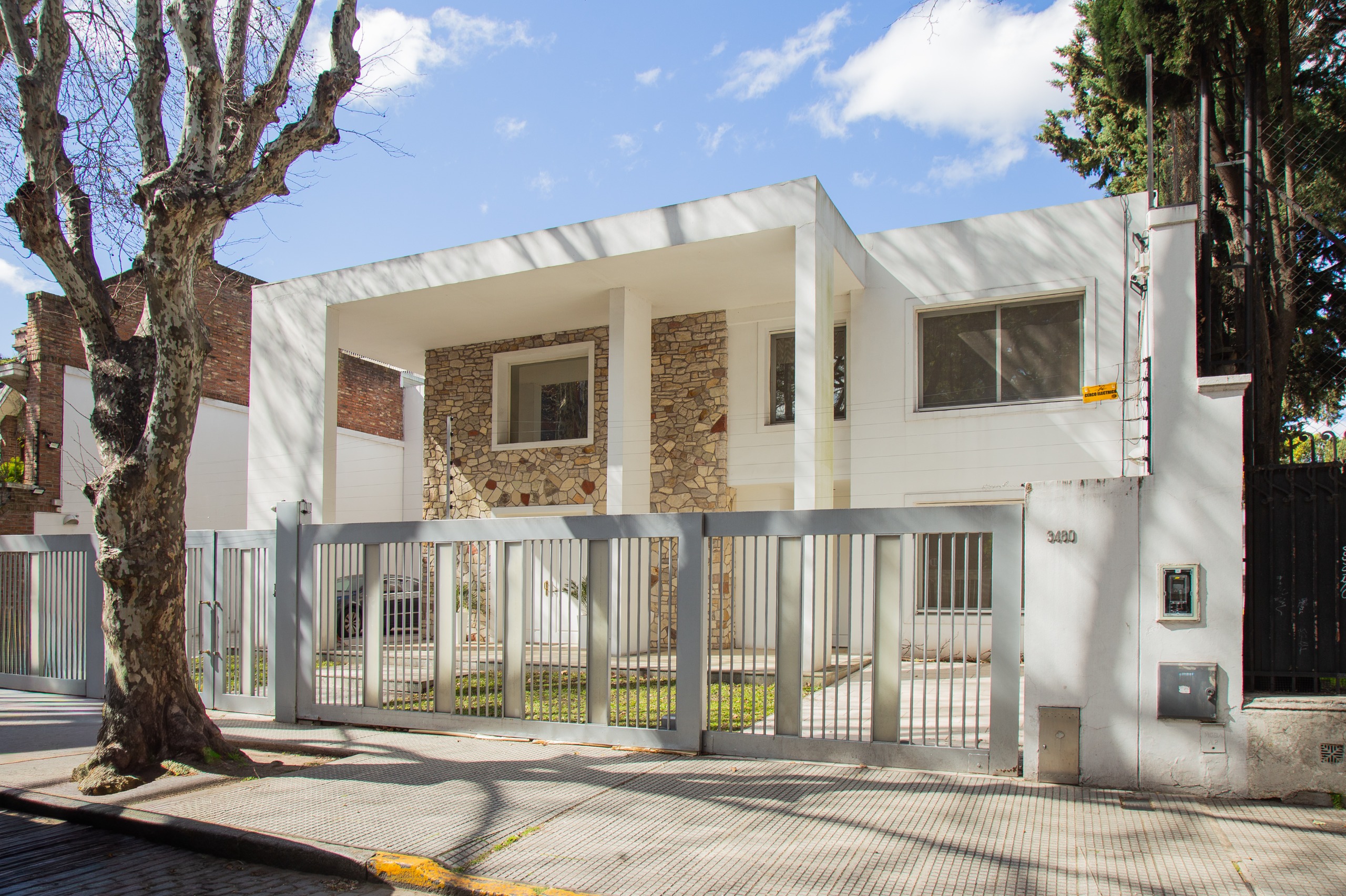 Casa en Calle La Pampa, buenos aires modernism
