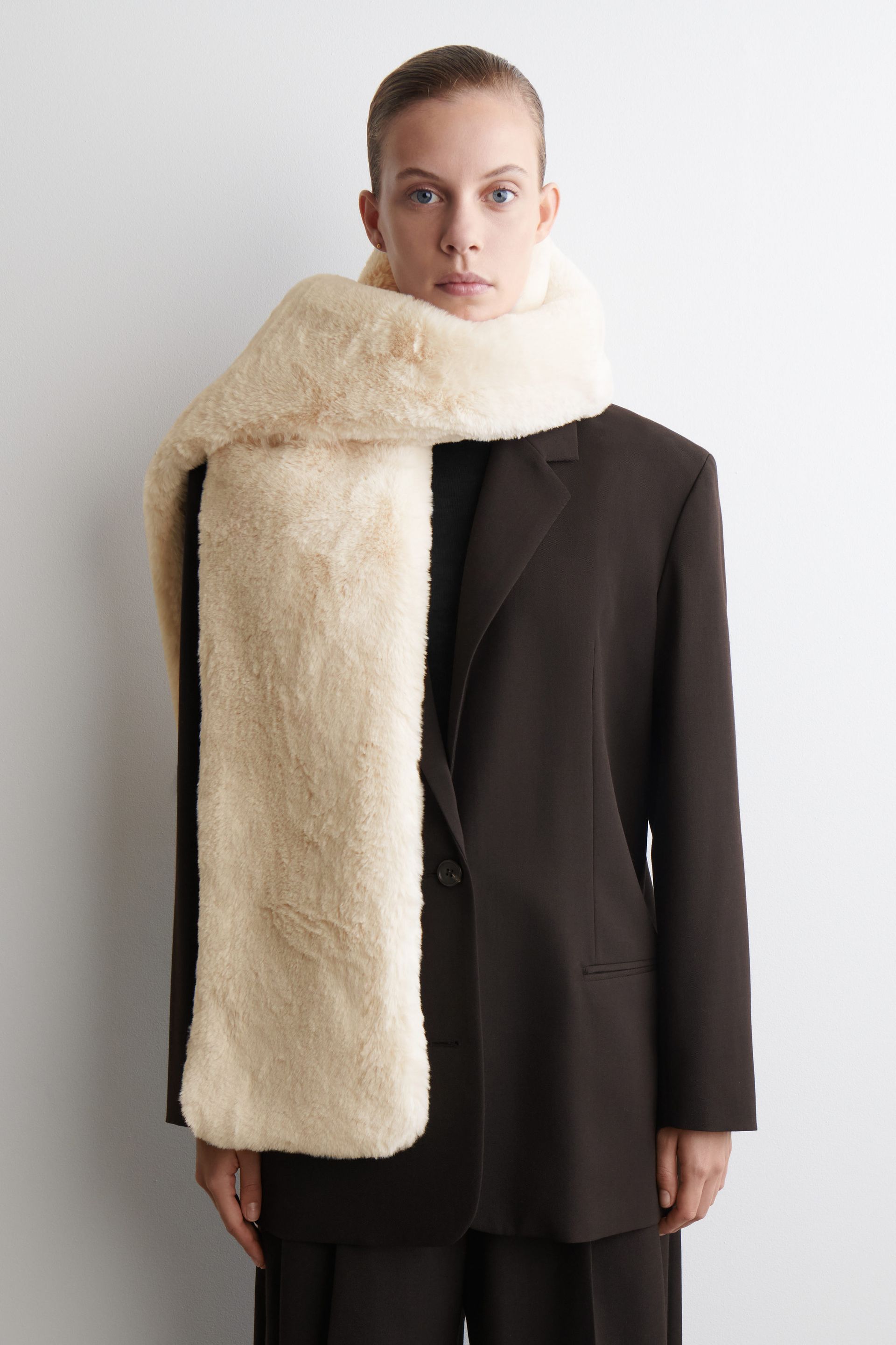 Fur-Effect Scarf