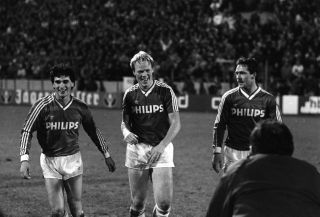 Gerald Vanenburg, Ronald Koeman and Berry van Aerle playing for PSV in March 1988