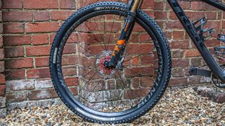 Bontrager XR2 Team Issue 2.20 tire