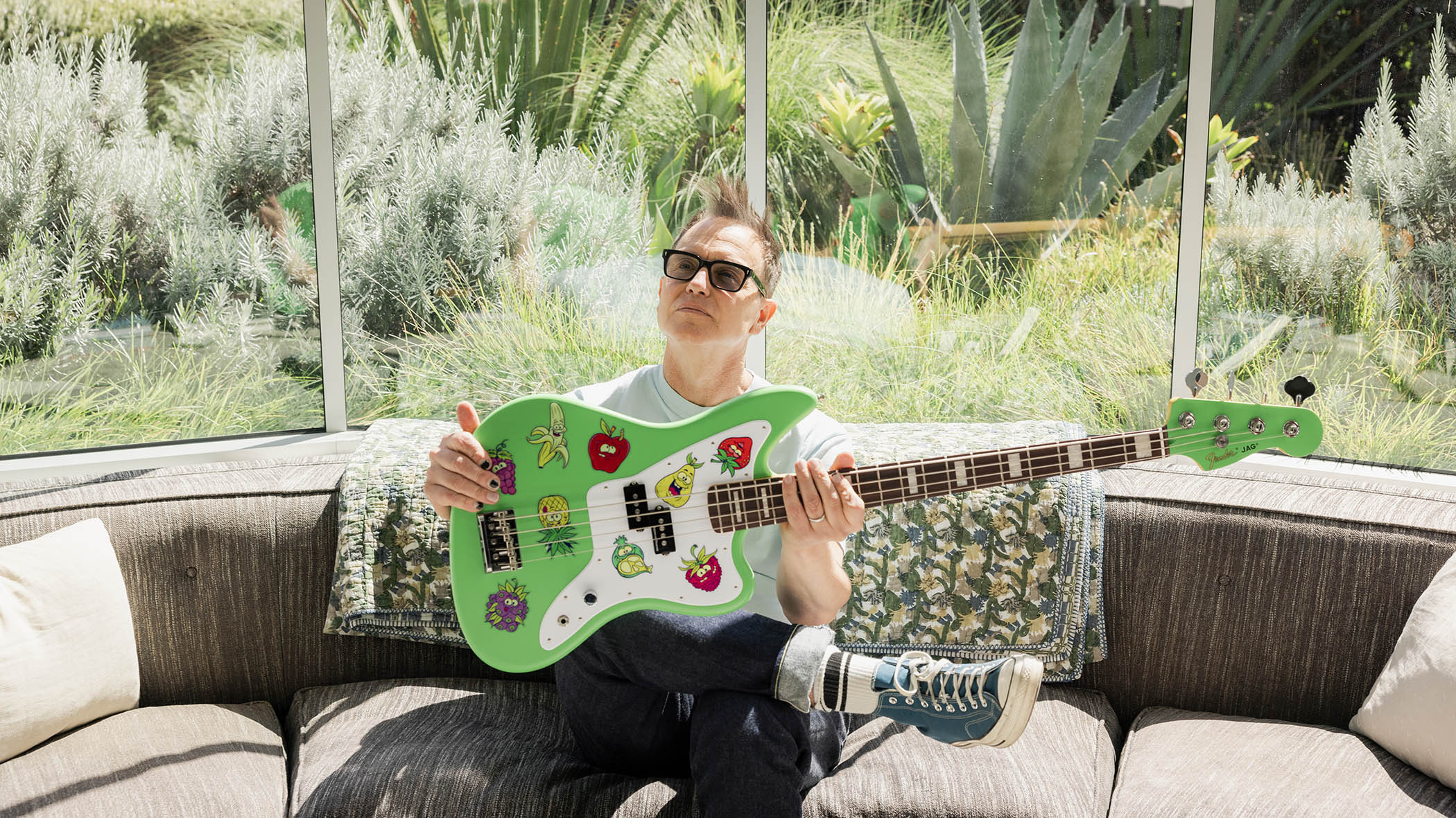 Fender Mark Hoppus Stoned Fruit Jaguar Bass