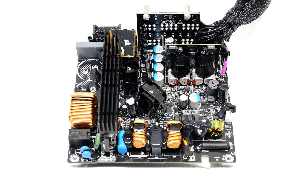 Corsair TX650M