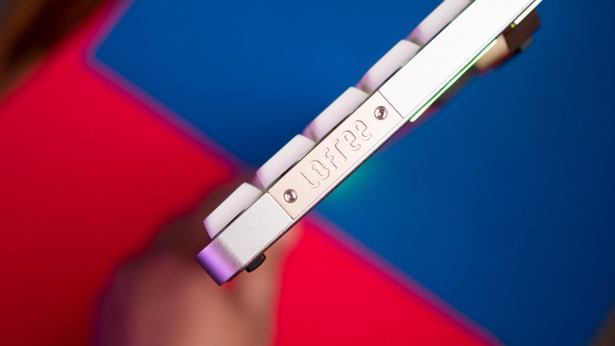 Side view of Lofree Flow keyboard with Lofree branding