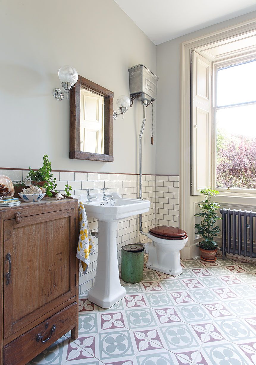 Traditional bathroom ideas: 19 ways to create a period ...