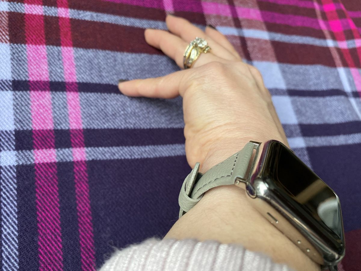 Wearlizer Thin Leather Apple Watch Band