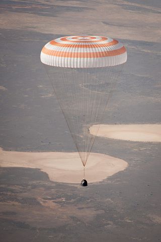 Expedition 28 Landing
