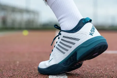 K-Swiss tennis shoes