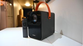 Jireno Cube 4 portable projector review