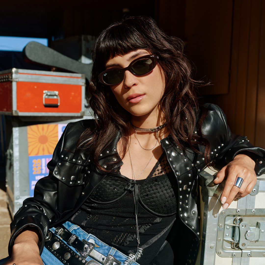 Sunglass Hut