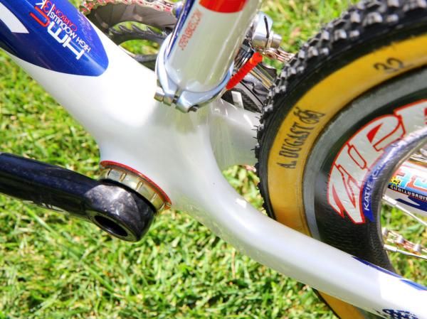 There's heaps of room in the radial direction down by the bottom bracket - and more importantly, absolutely no shelf on which mud can build up.