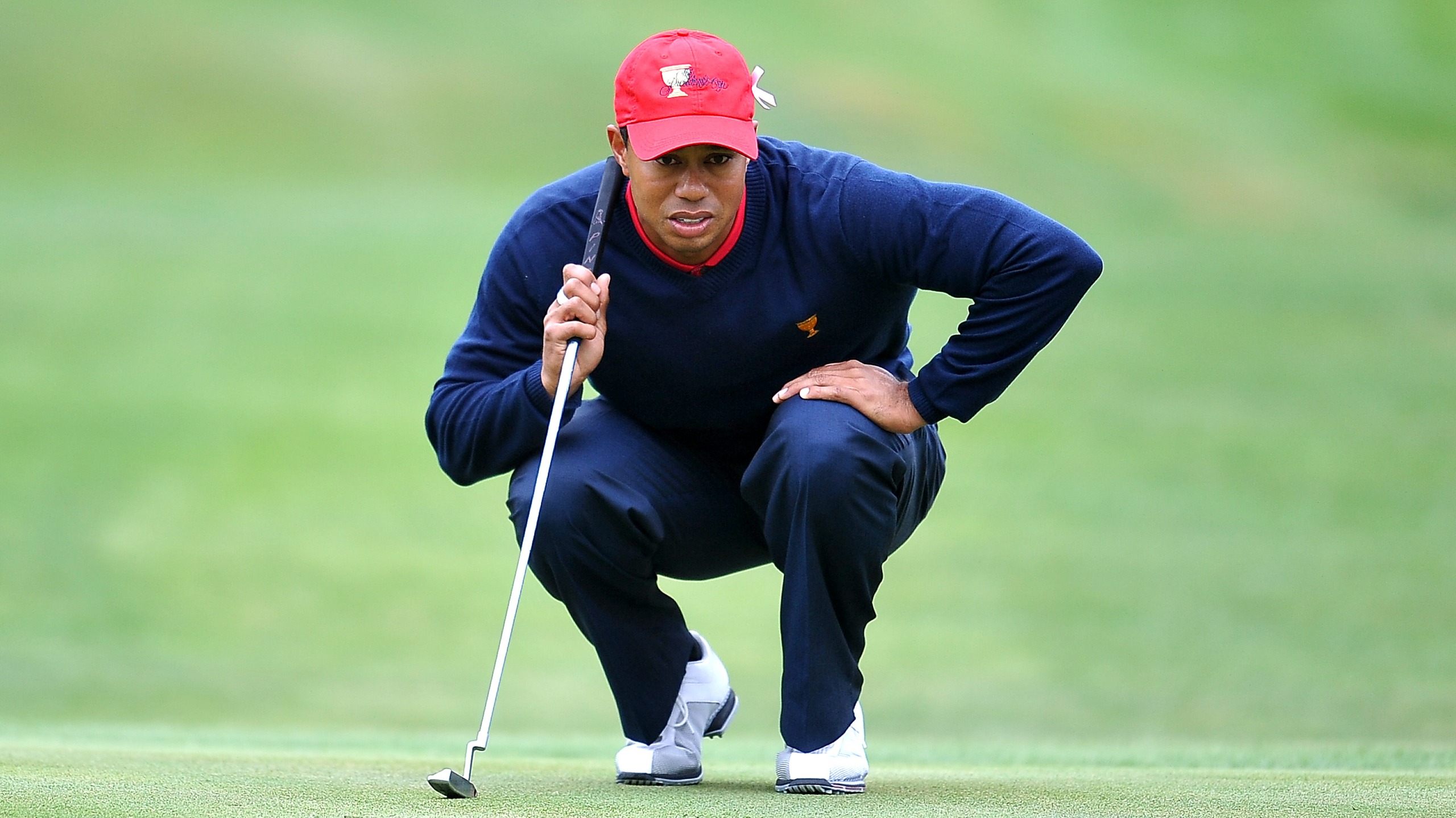 Tiger Woods in action during the 2009 Presidents Cup.