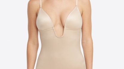 Spanx Suit Your Fancy Plunge Low-Back Mid-Thigh Bodysuit Review