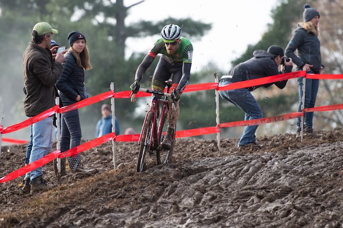 Eventual winner Stephen Hyde negotiates a descent