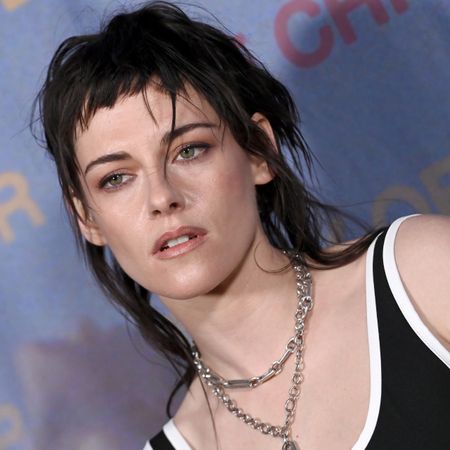 kristen stewart wears a dark mullet haircut to a film screening