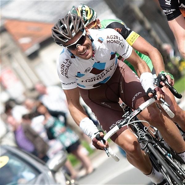 Lloyd Mondory (AG2R La Mondiale) on the attack.