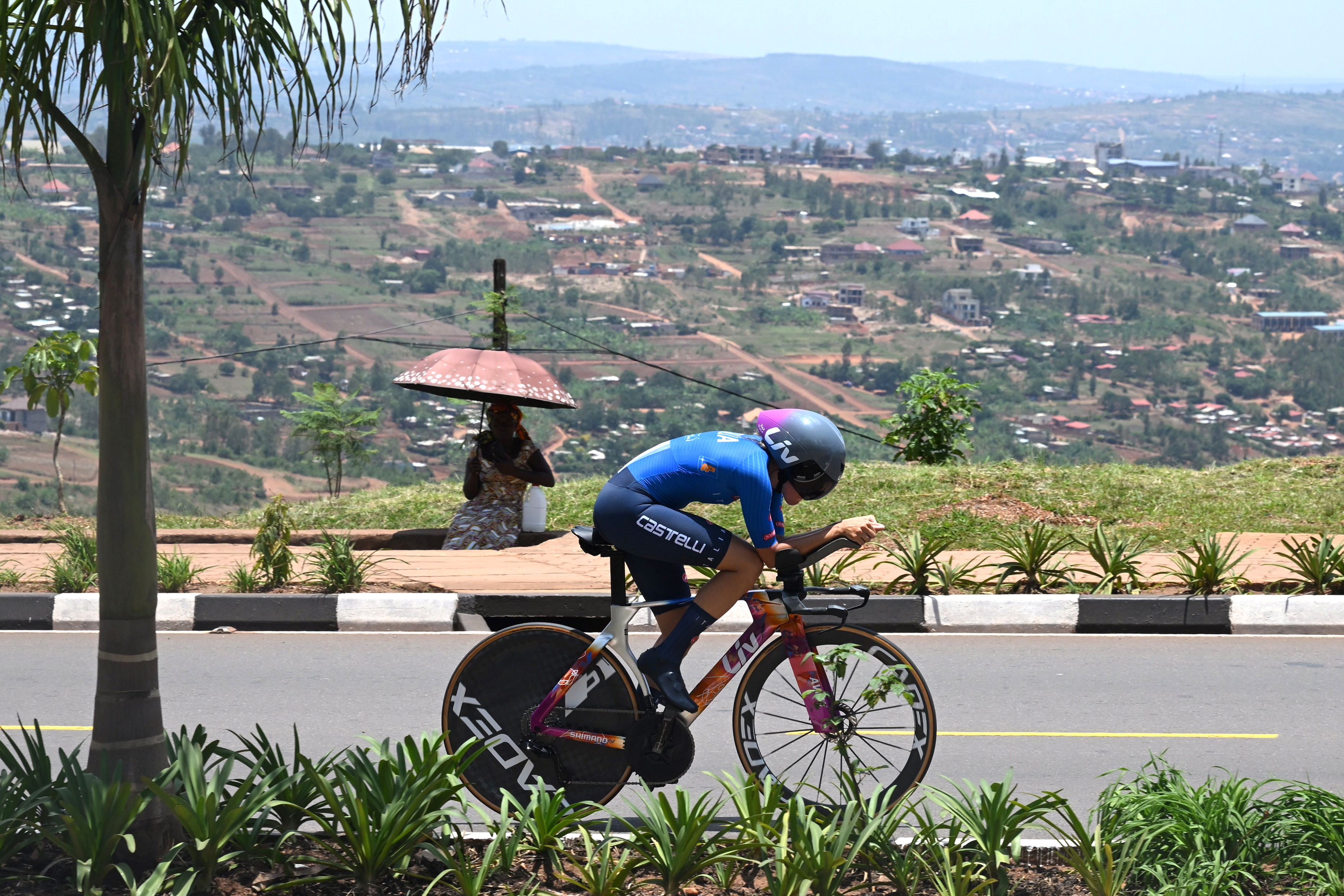 Monica Trinca Colonel riding the women&#039;s time trial world championships 2025