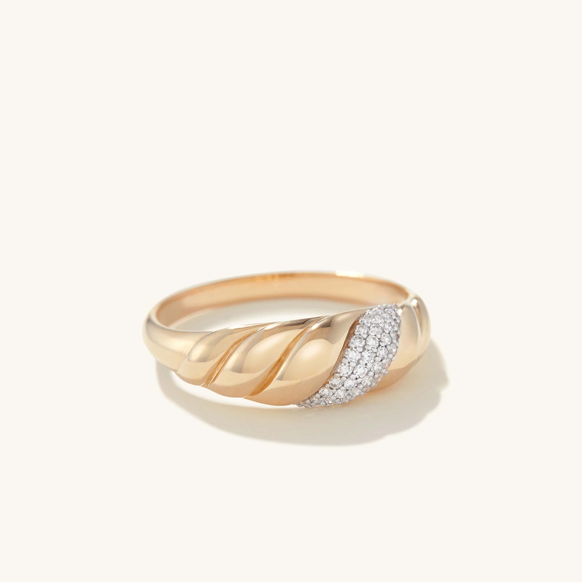 14k Yellow Gold / Natural Diamond / 10