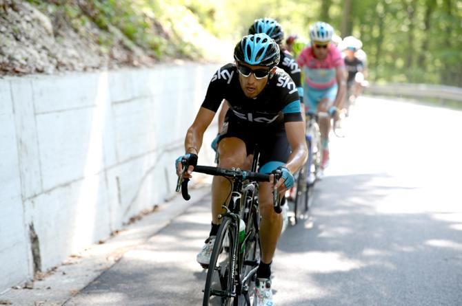 Dario Cataldo (Team Sky) sets the pace