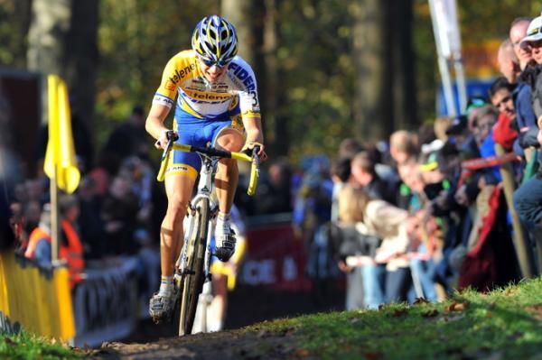 Karel Hnik (Telenet-Fidea)