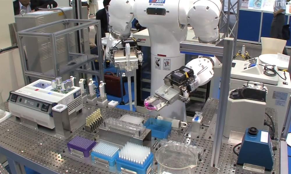 Science Lab Robots