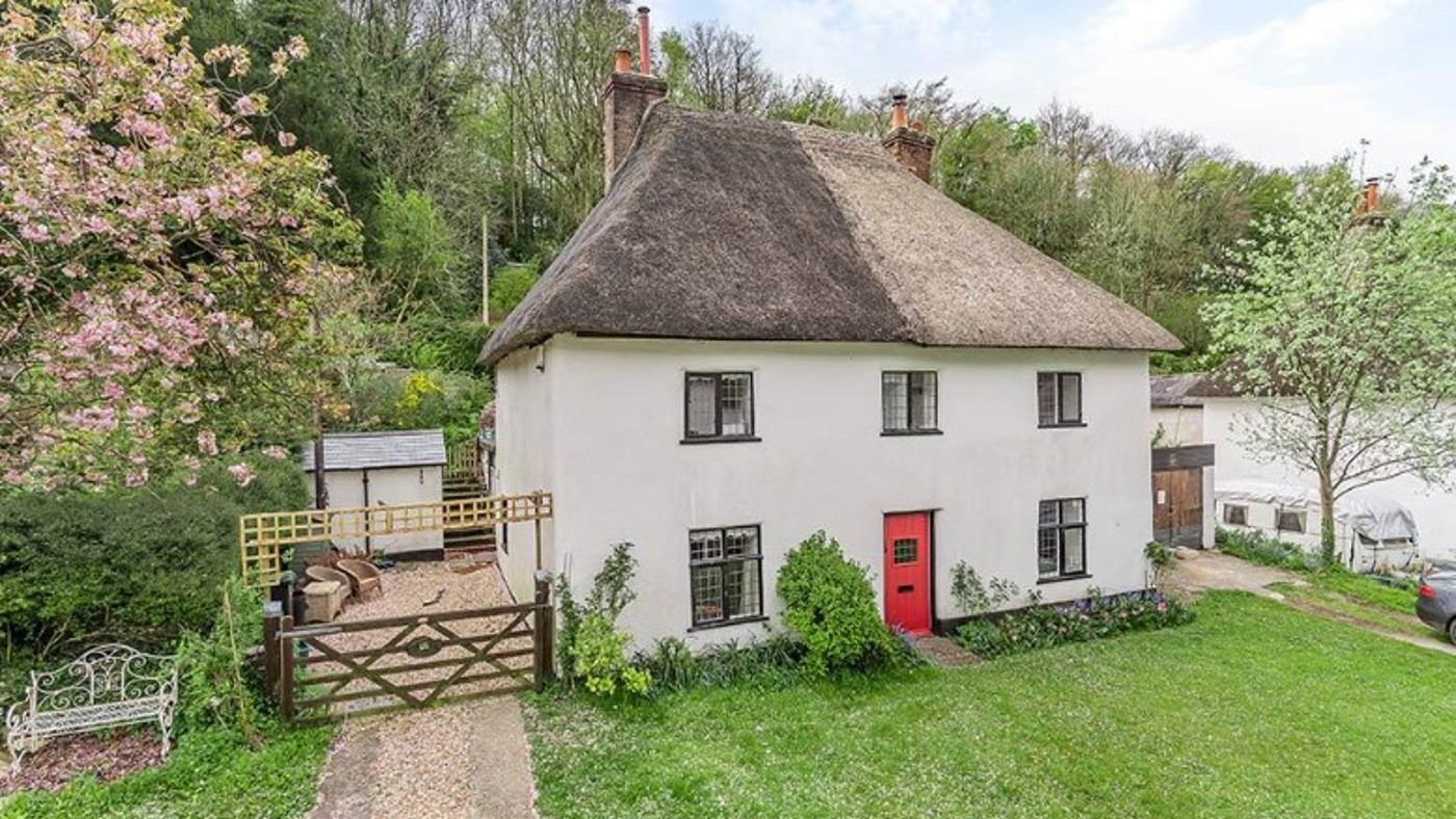 Milton Abbas, Blandford Forum