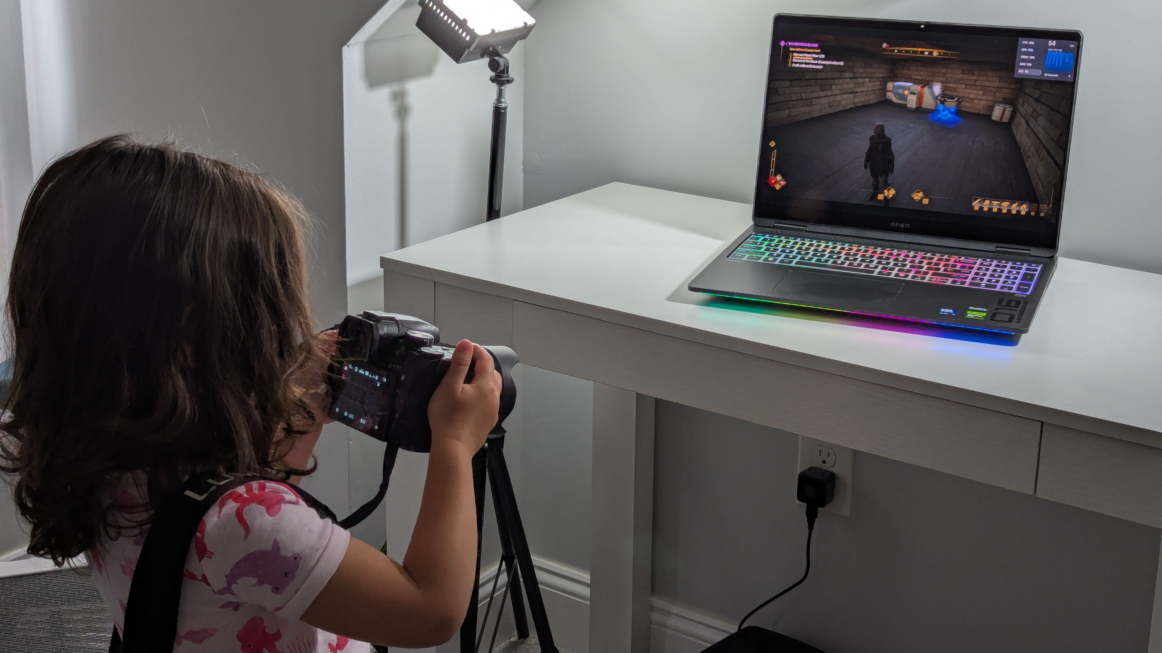 Dune Awakening gameplay on the HP Omen Max 16.