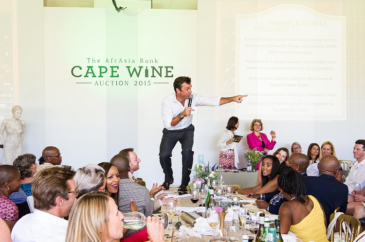 000009b77-Cape_Wine_Auction_Supreme_auctioneer_Iain_Banner_in_action.jpg