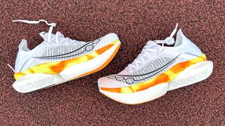 Saucony Endorphin Elite 2