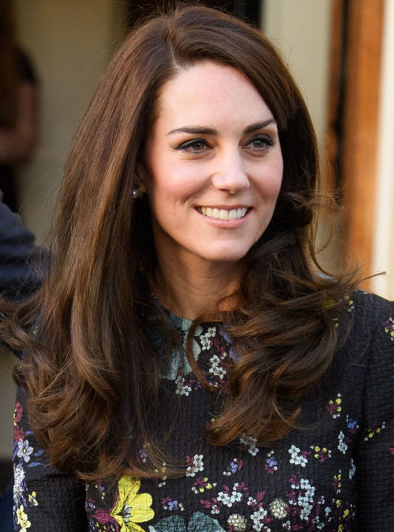 Kate Middleton's Hair: How She Cares For It, Styles It AND Covers Greys ...