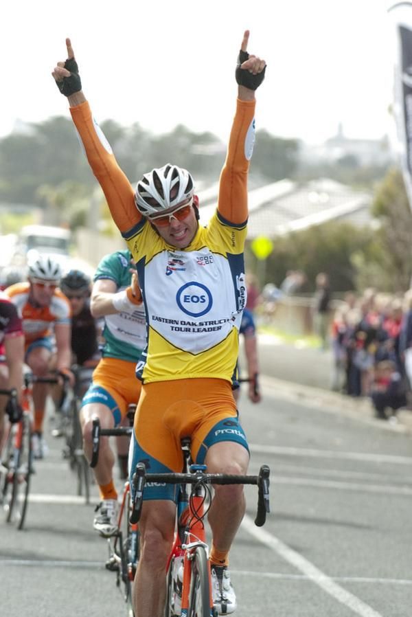 'Man of' Steele Von Hoff (Genesys Wealth Advisers) will certainly be attracting the attention of European teams after another stage win in the Aussie National Road Series.