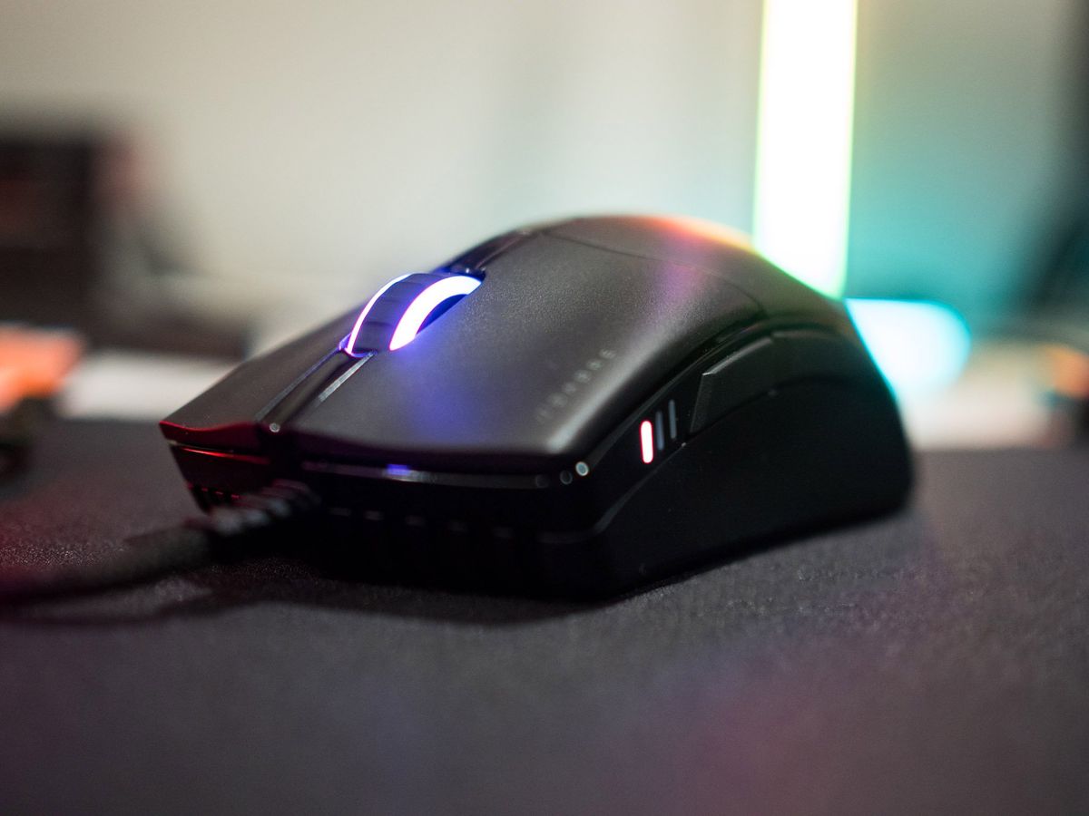 Corsair Sabre RGB Pro review: The perfect lightweight mouse for FPS ...