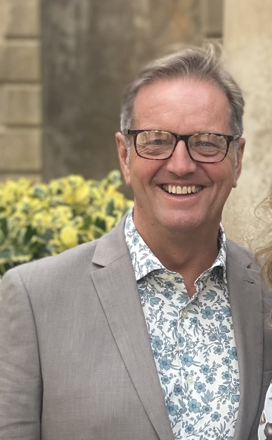 Headshot of Steven Holloway, tiling expert
